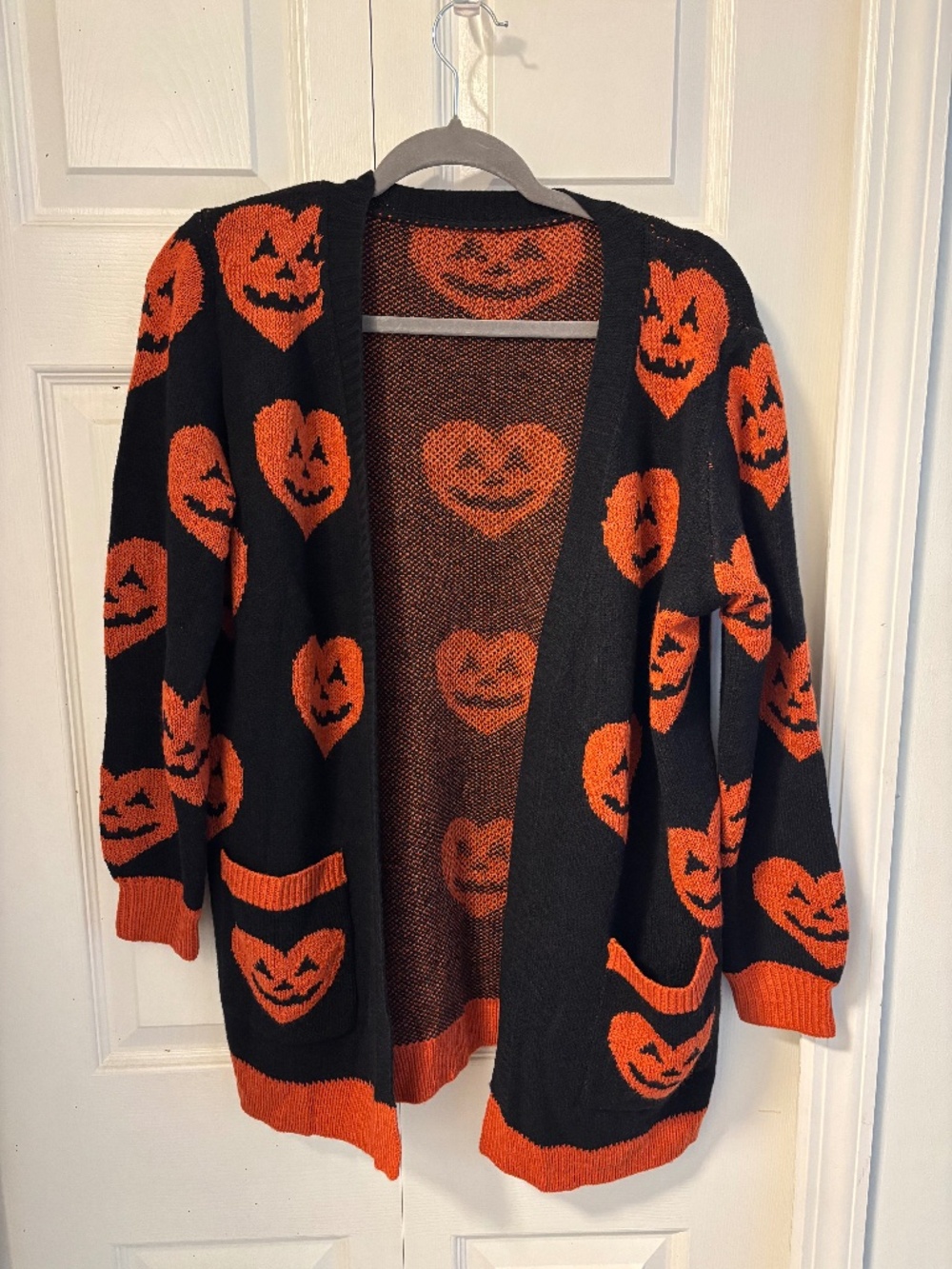 Bloomchic pumpkin hearts sweater cardigan 10 net